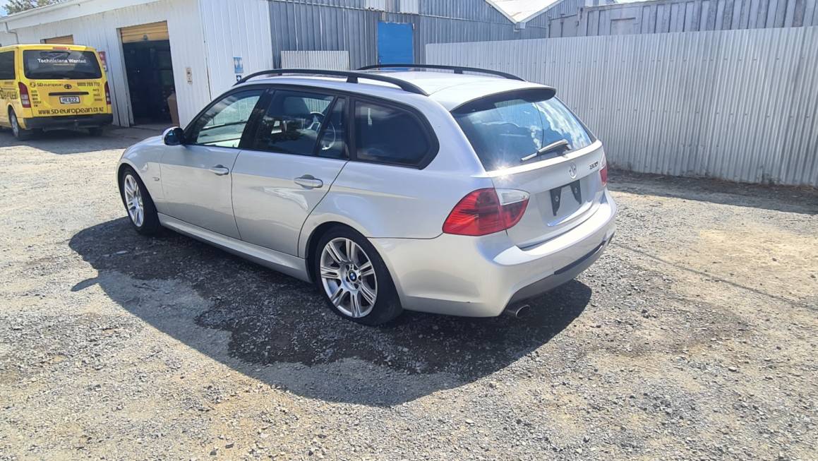 2007 BMW 320i