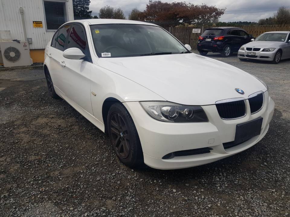 2008 BMW 320i