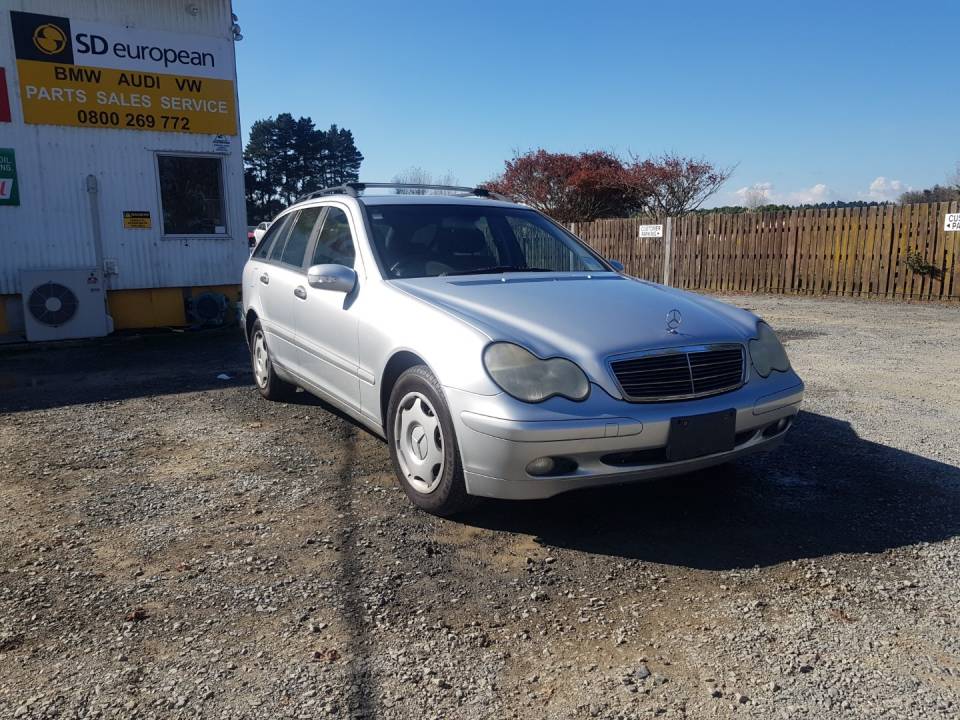 2003 Mercedes Benz C180