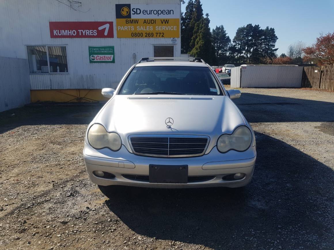 2003 Mercedes Benz C180