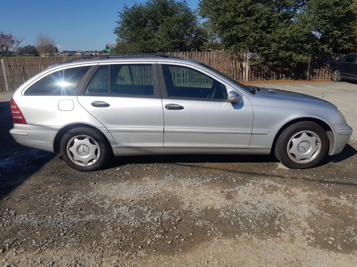 2003 Mercedes Benz C180