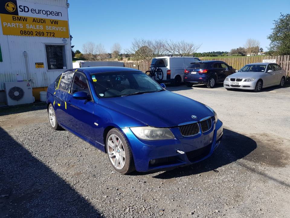 2007 BMW 325i