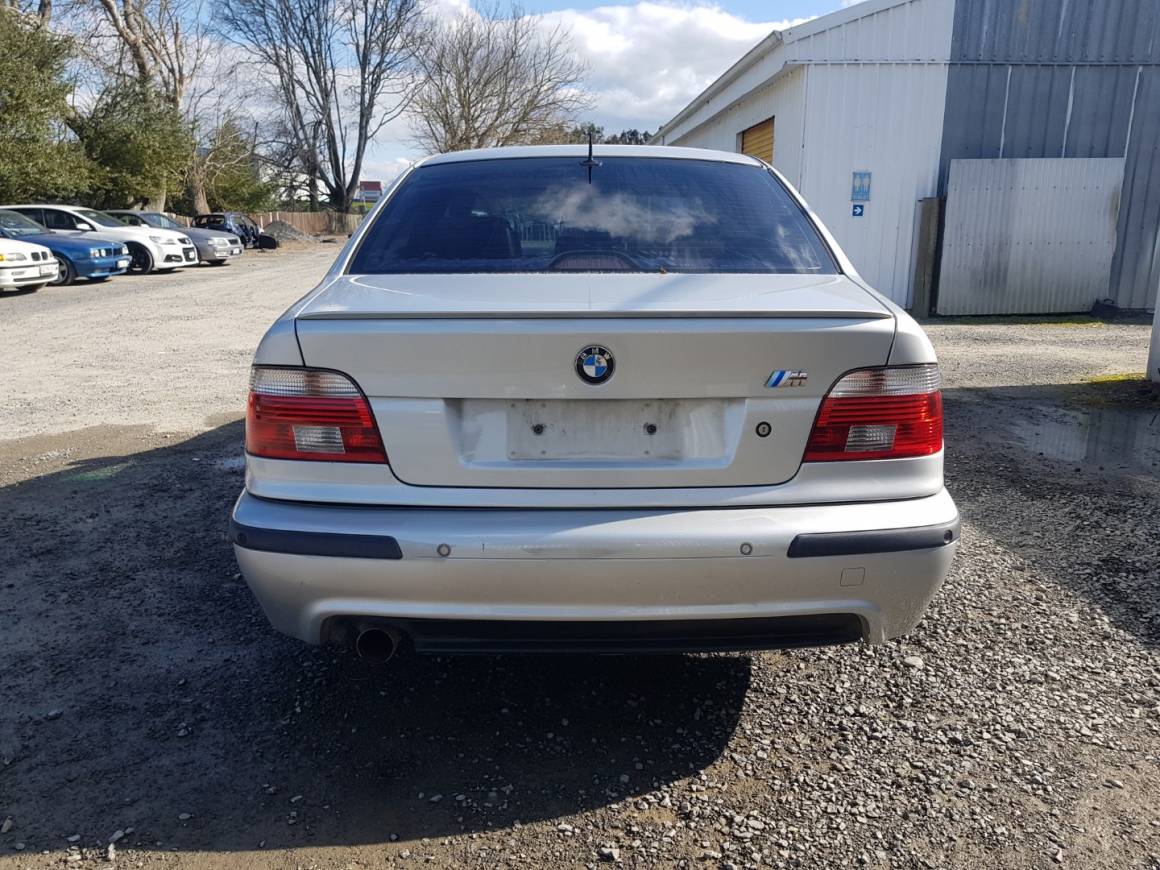 2001 BMW 545i