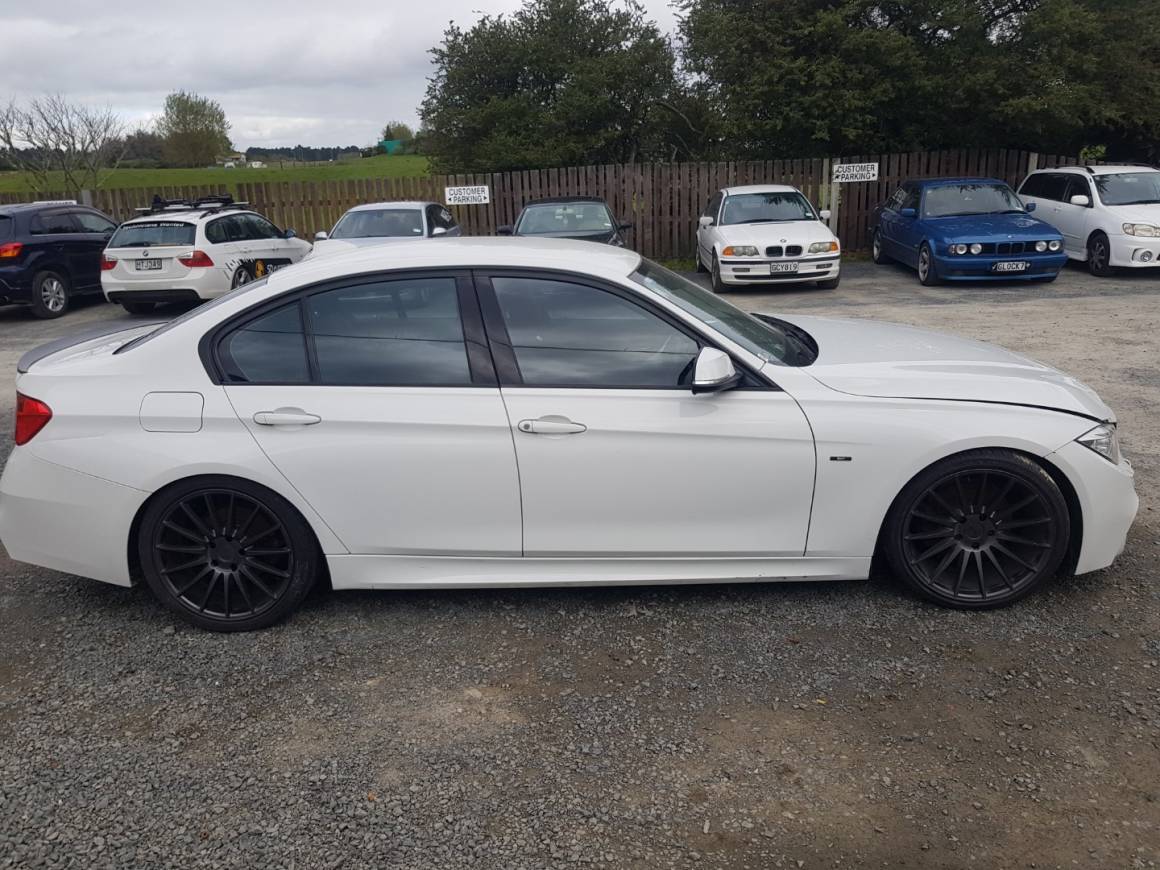 2012 BMW 320i