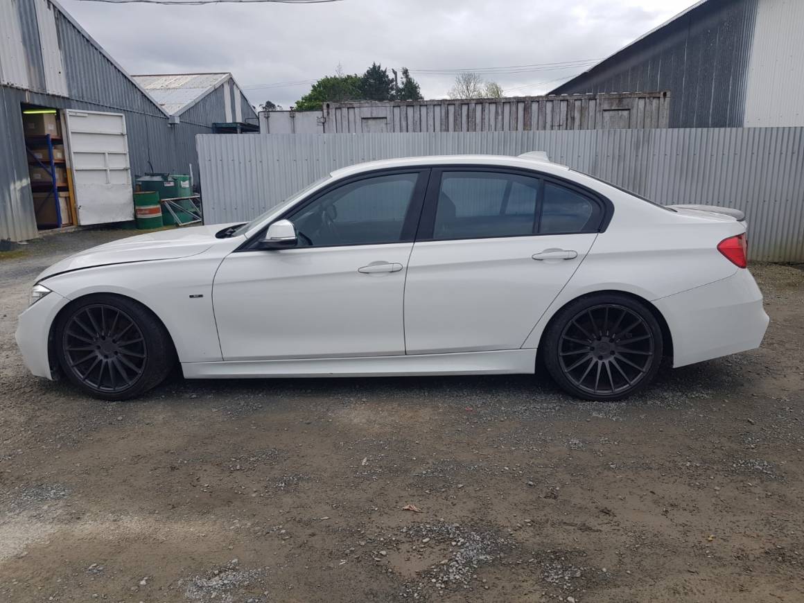 2012 BMW 320i