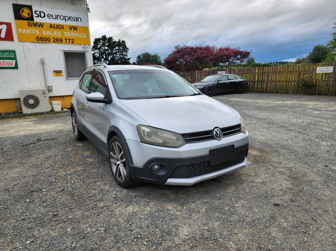 2011 Volkswagen Polo Cross