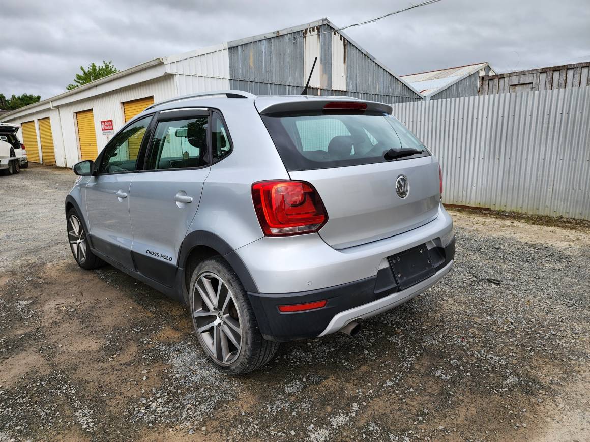 2011 Volkswagen Polo Cross