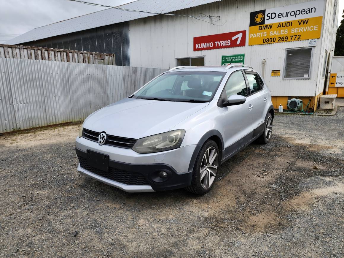 2011 Volkswagen Polo Cross