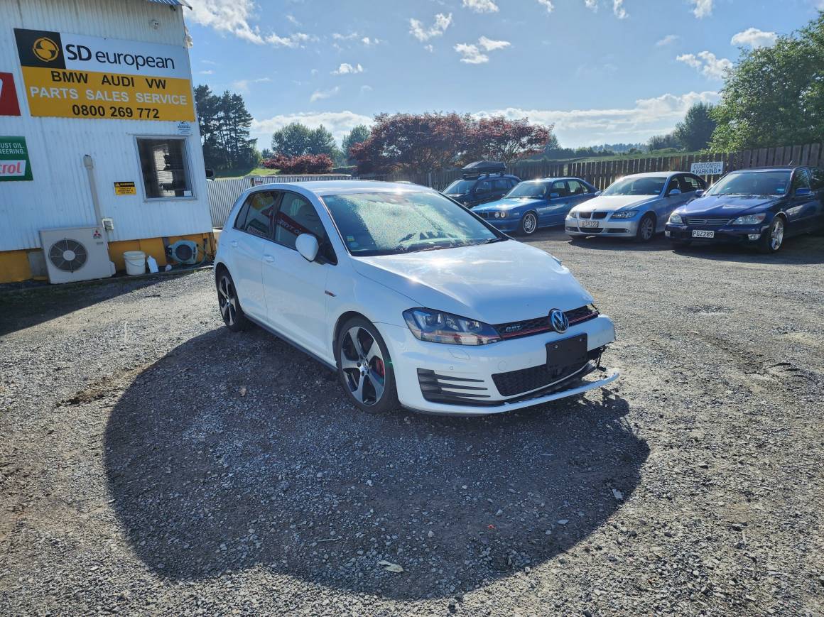 2014 Volkswagen Golf GTI