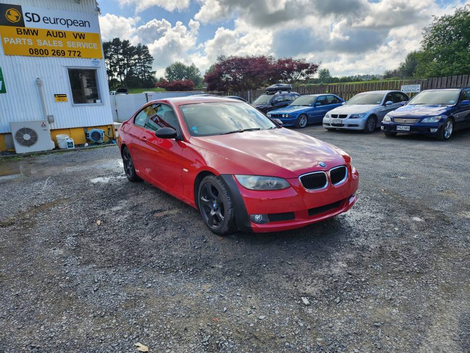 2008 BMW 320i