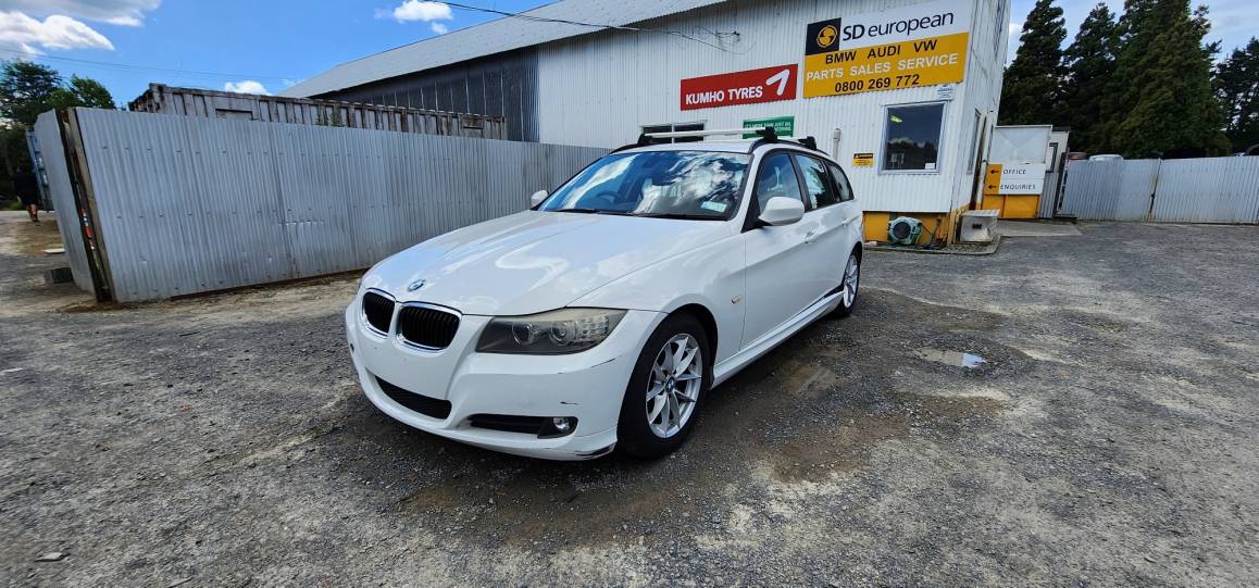 2011 BMW 320i