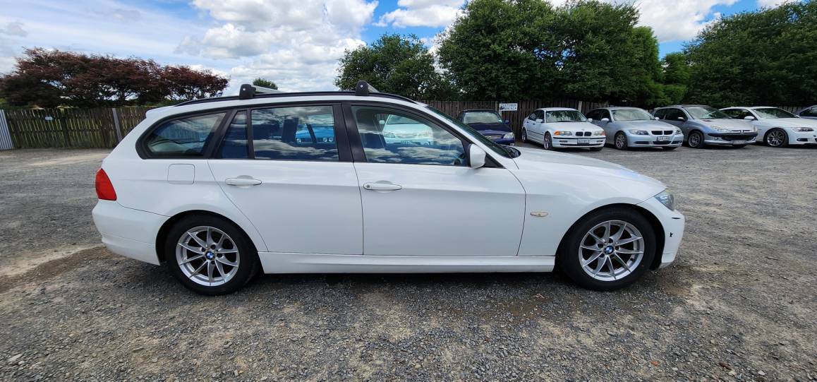 2011 BMW 320i