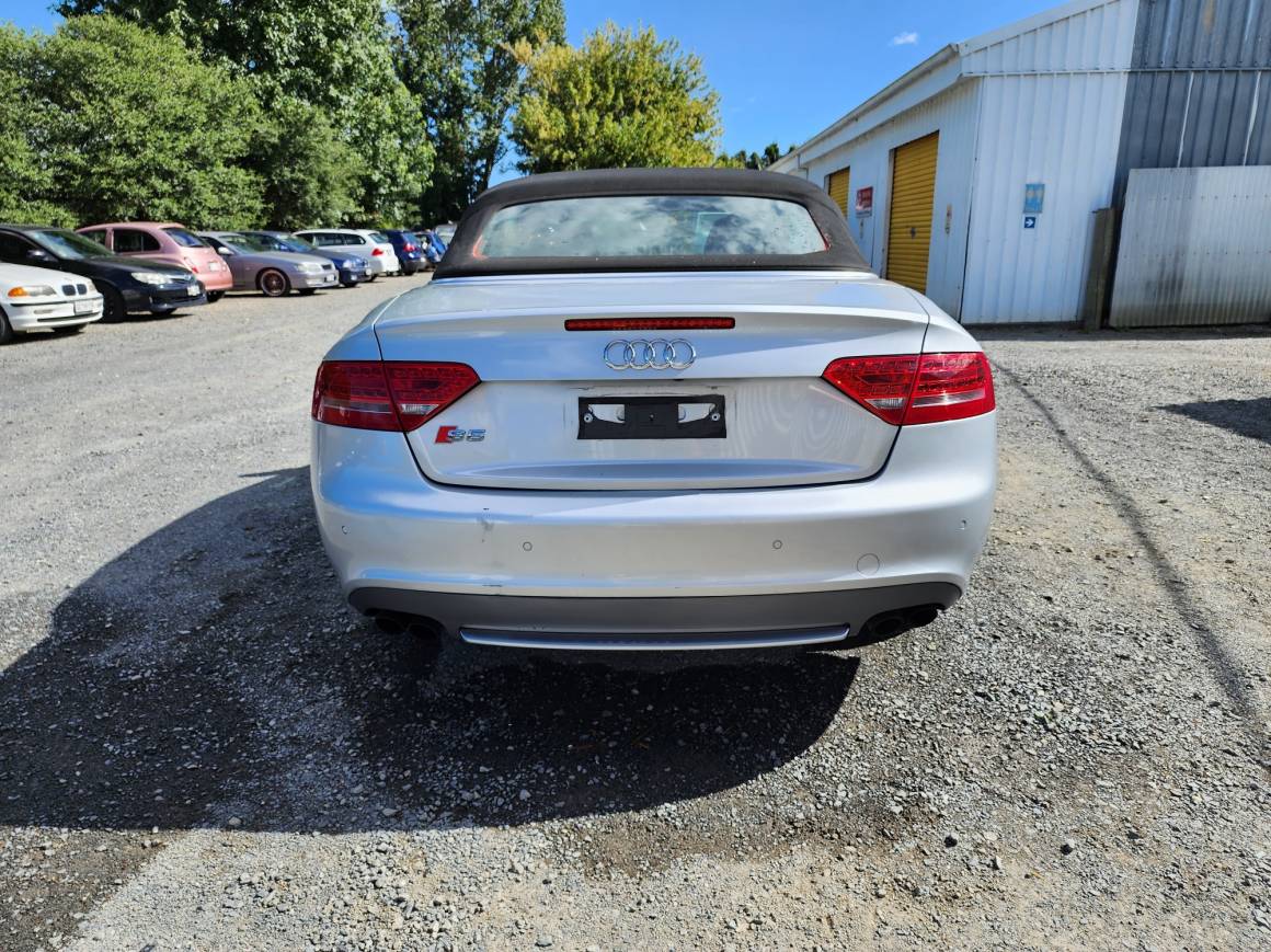 2010 Audi S5 Cabrio quattro