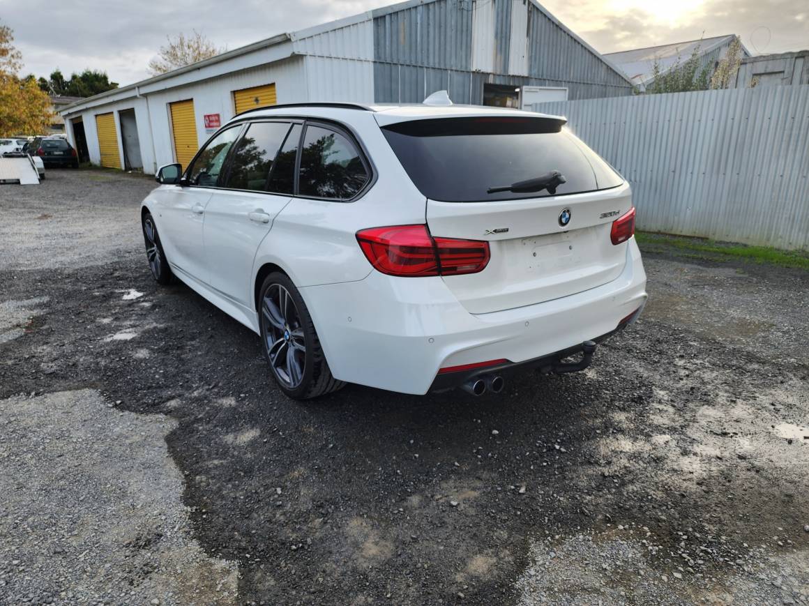 2015 BMW 320D XDR