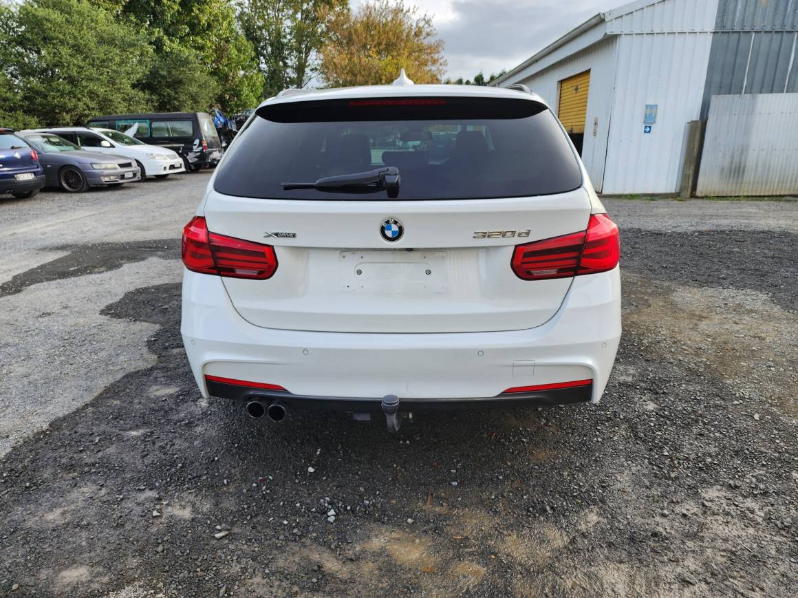 2015 BMW 320D XDR