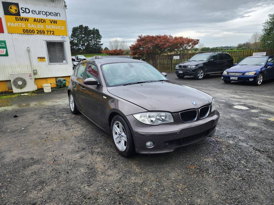 2005 BMW 120I