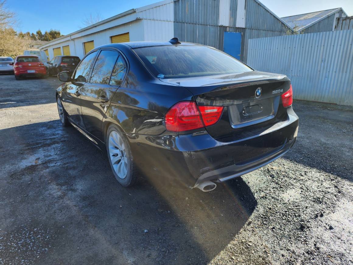 2011 BMW 320d