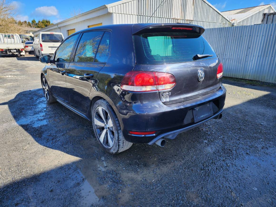 2010 Volkswagen Golf