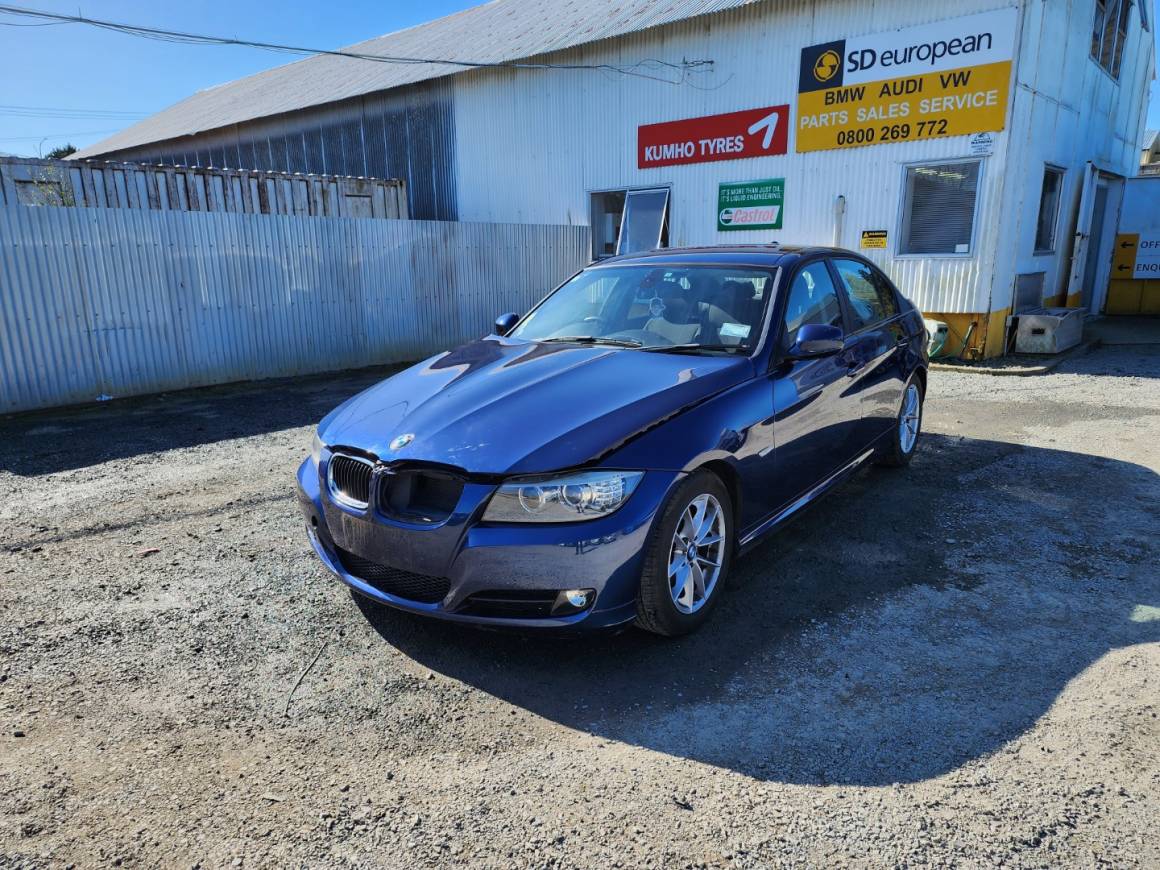 2010 BMW 320i