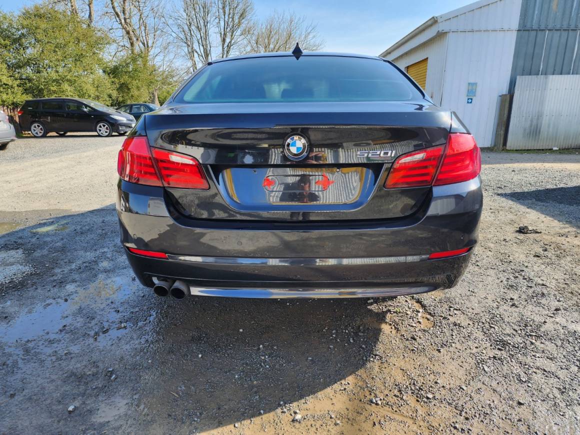 2011 BMW 520i