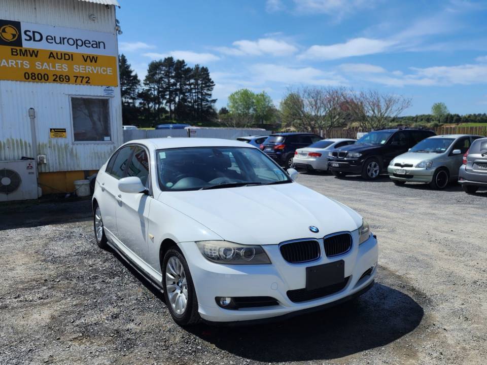 2010 BMW 320i