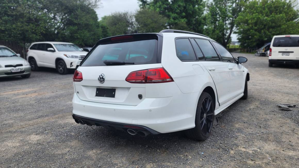 2015 Volkswagen Golf R