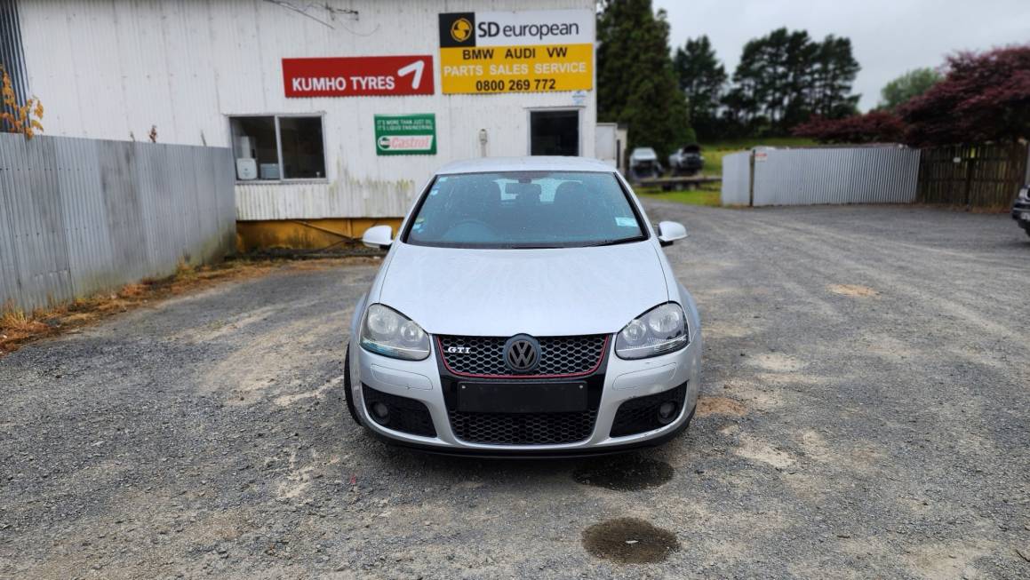 2005 Volkswagen Golf