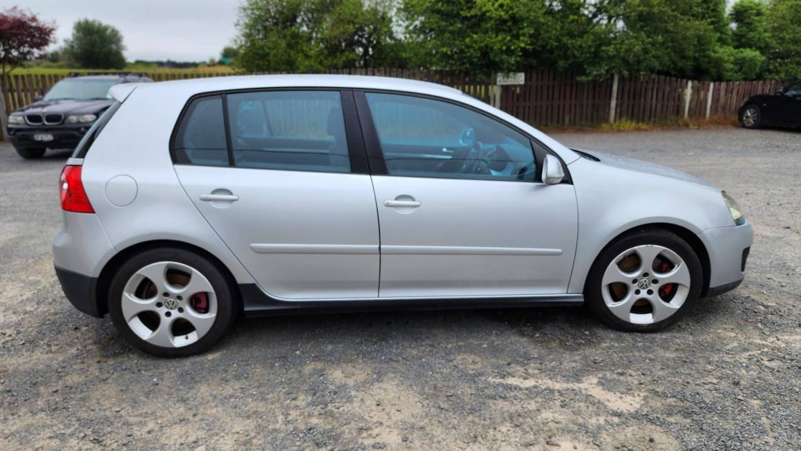 2005 Volkswagen Golf