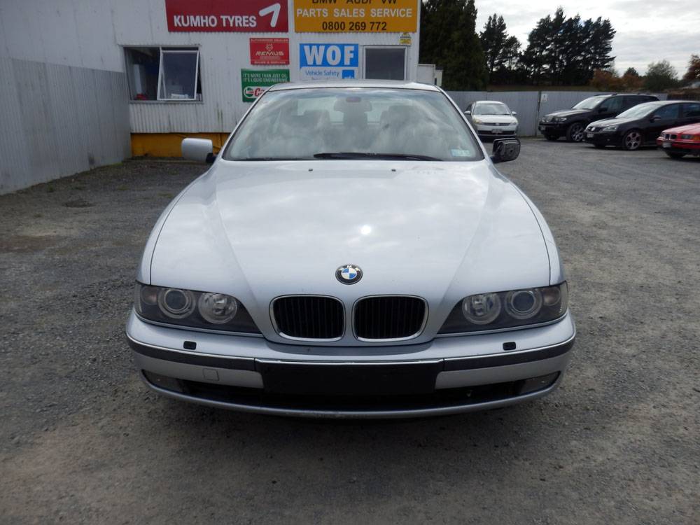 1996 BMW 528i