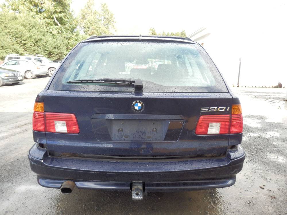 2001 BMW 530i