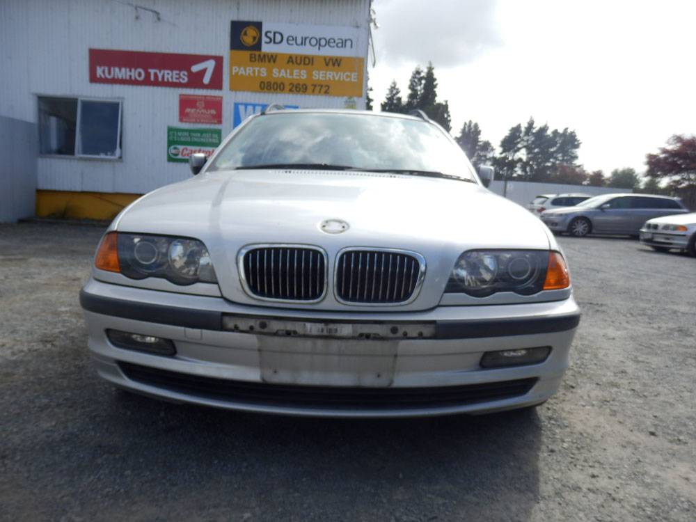 2001 BMW 325I