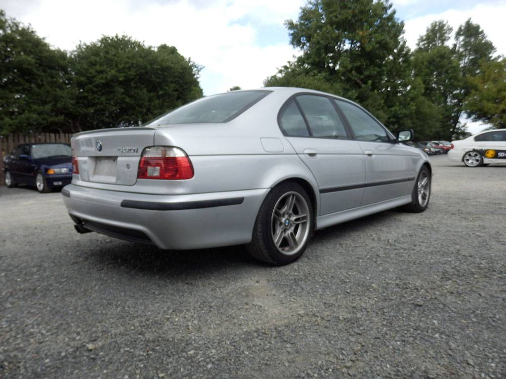 2000 BMW 530i