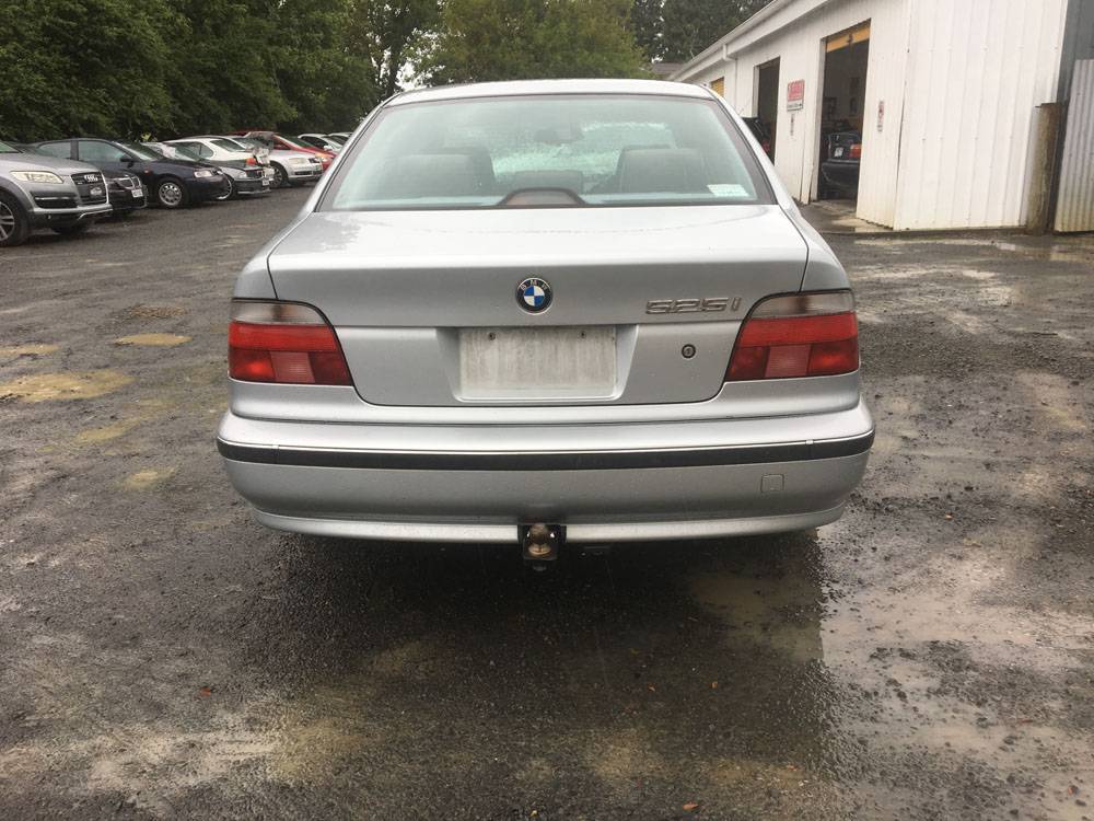 1998 BMW 525i