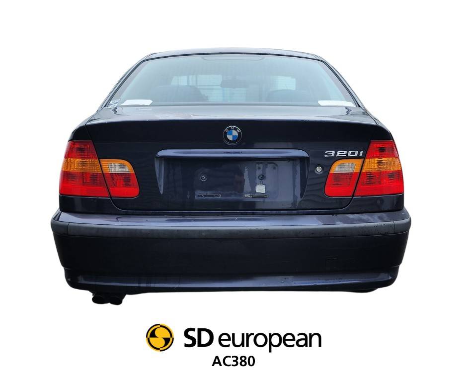 2002 BMW 320i