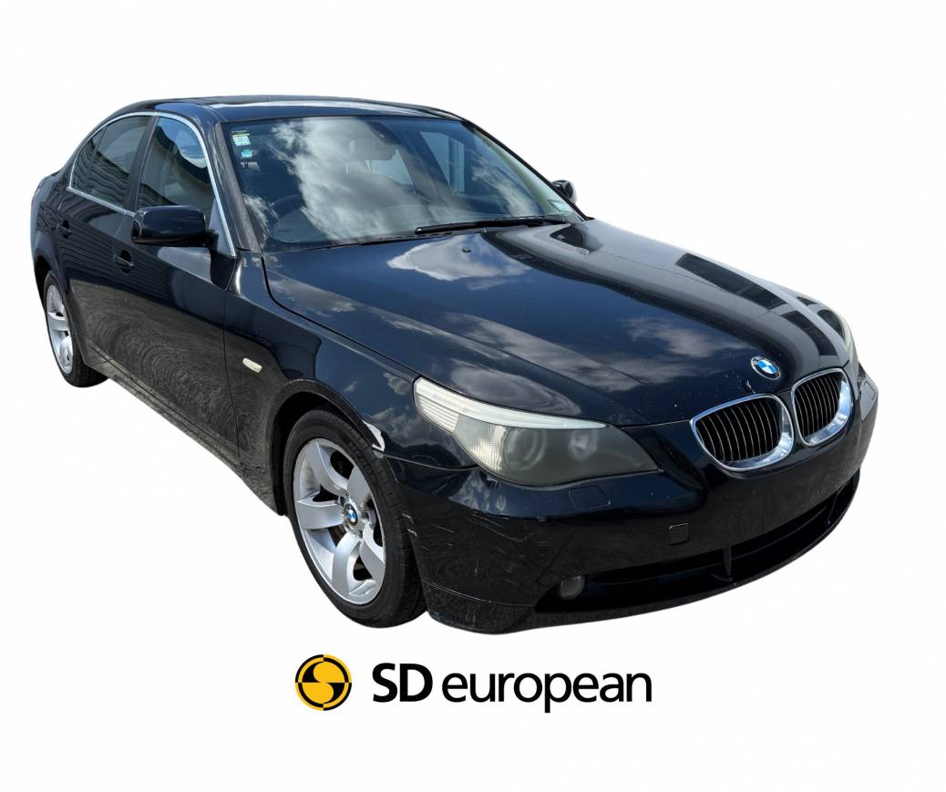 2004 BMW 545i