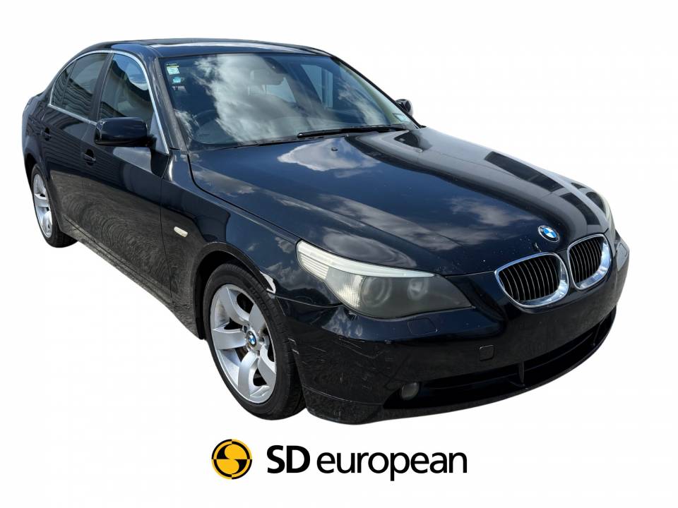 2004 BMW 545i