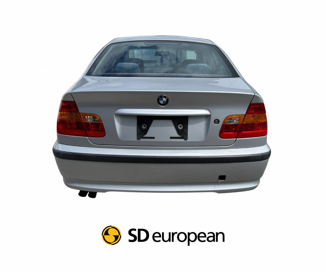 2002 BMW 320i