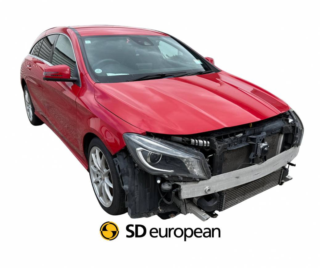 2015 Mercedes-Benz CLA180