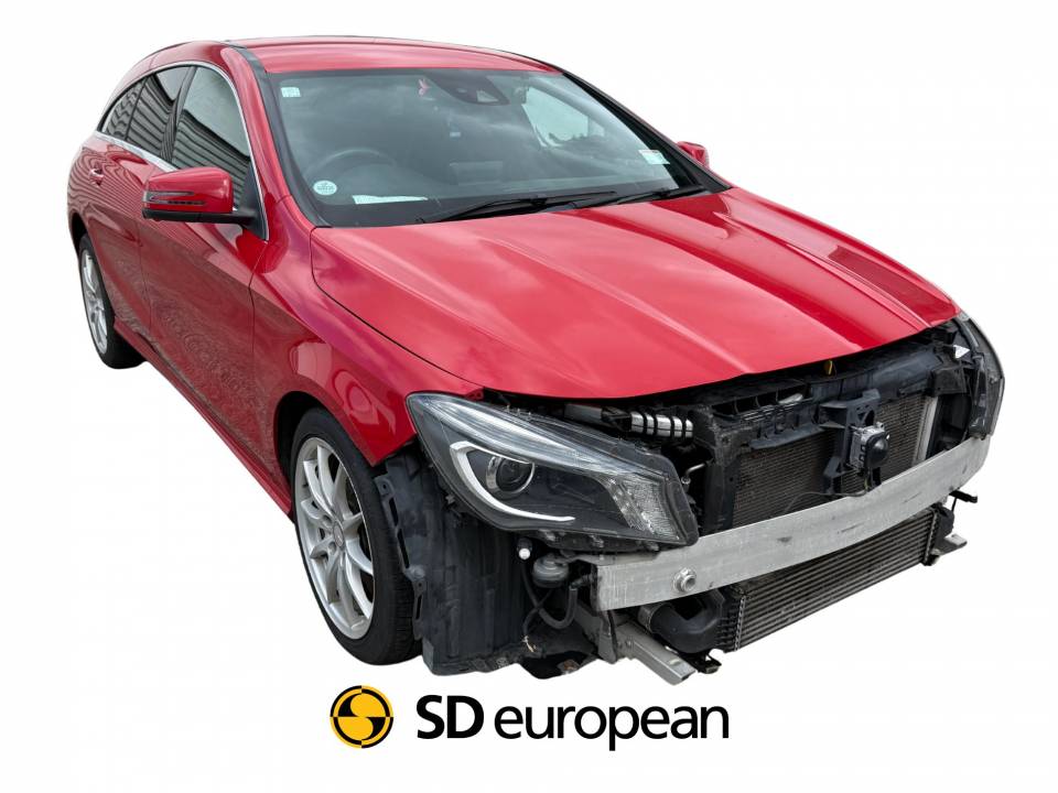 2015 Mercedes-Benz CLA180