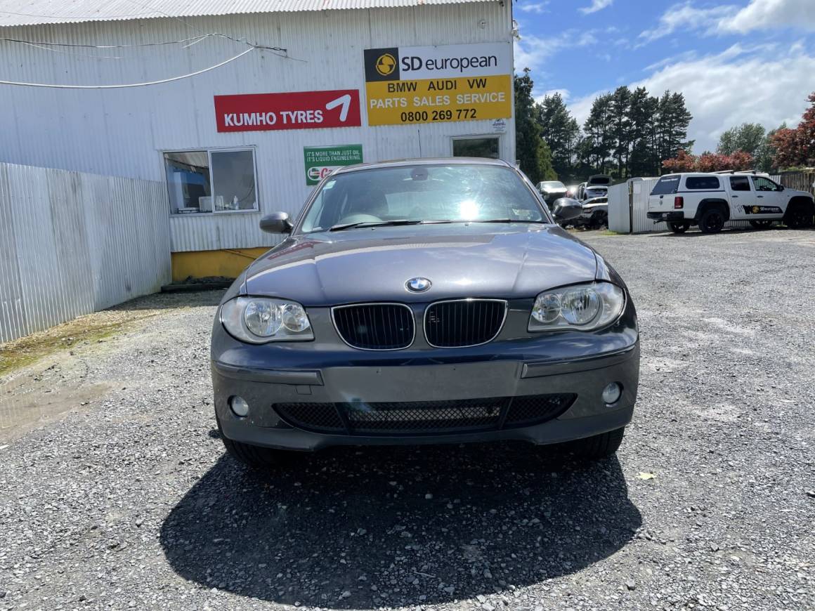 2005 BMW 118i