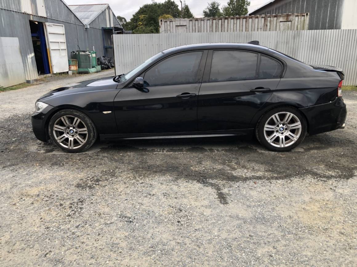 2006 BMW 330i