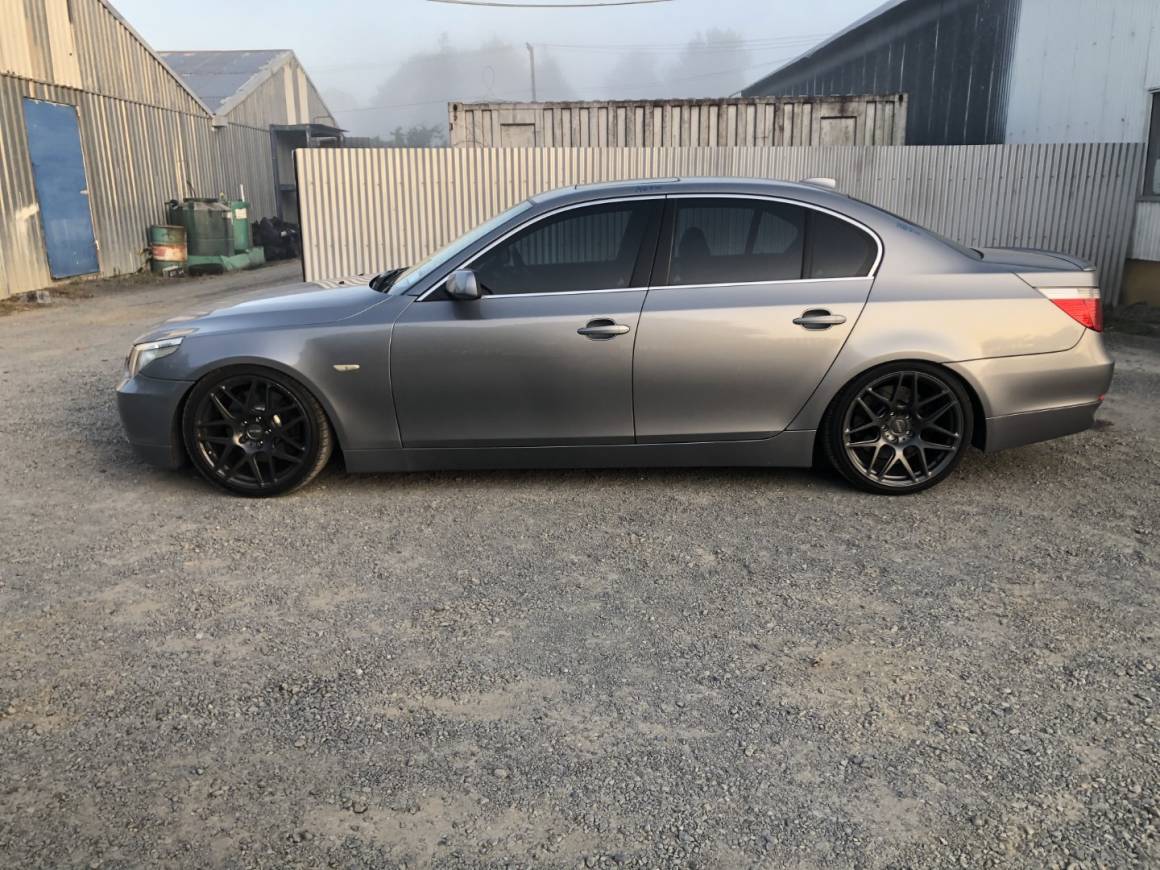 2004 BMW 545i