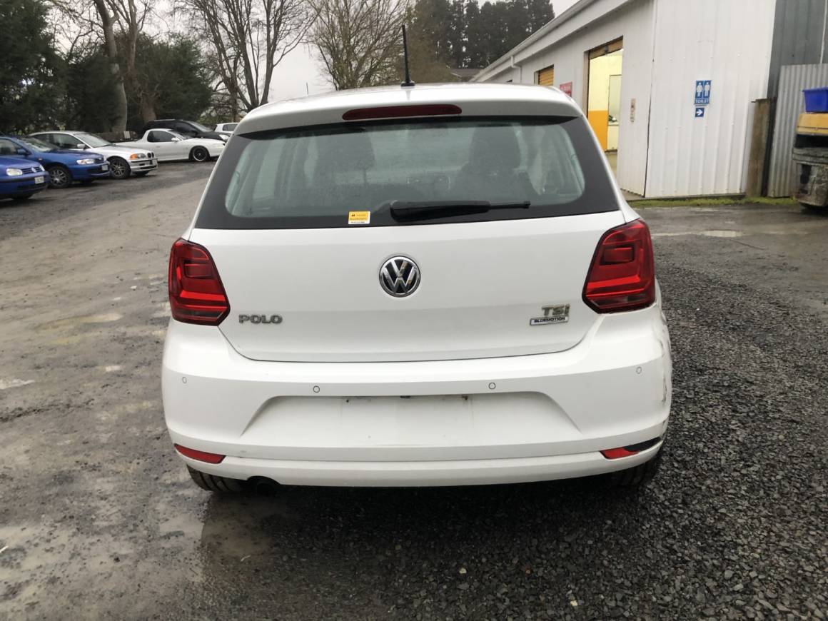 2015 VW Polo