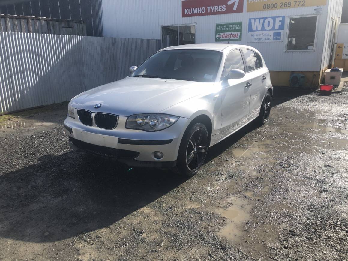 2005 BMW 118i