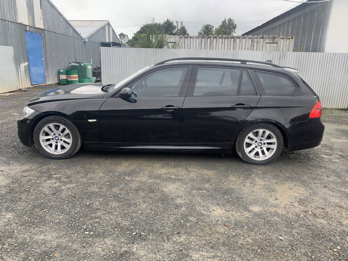 2006 BMW 320i