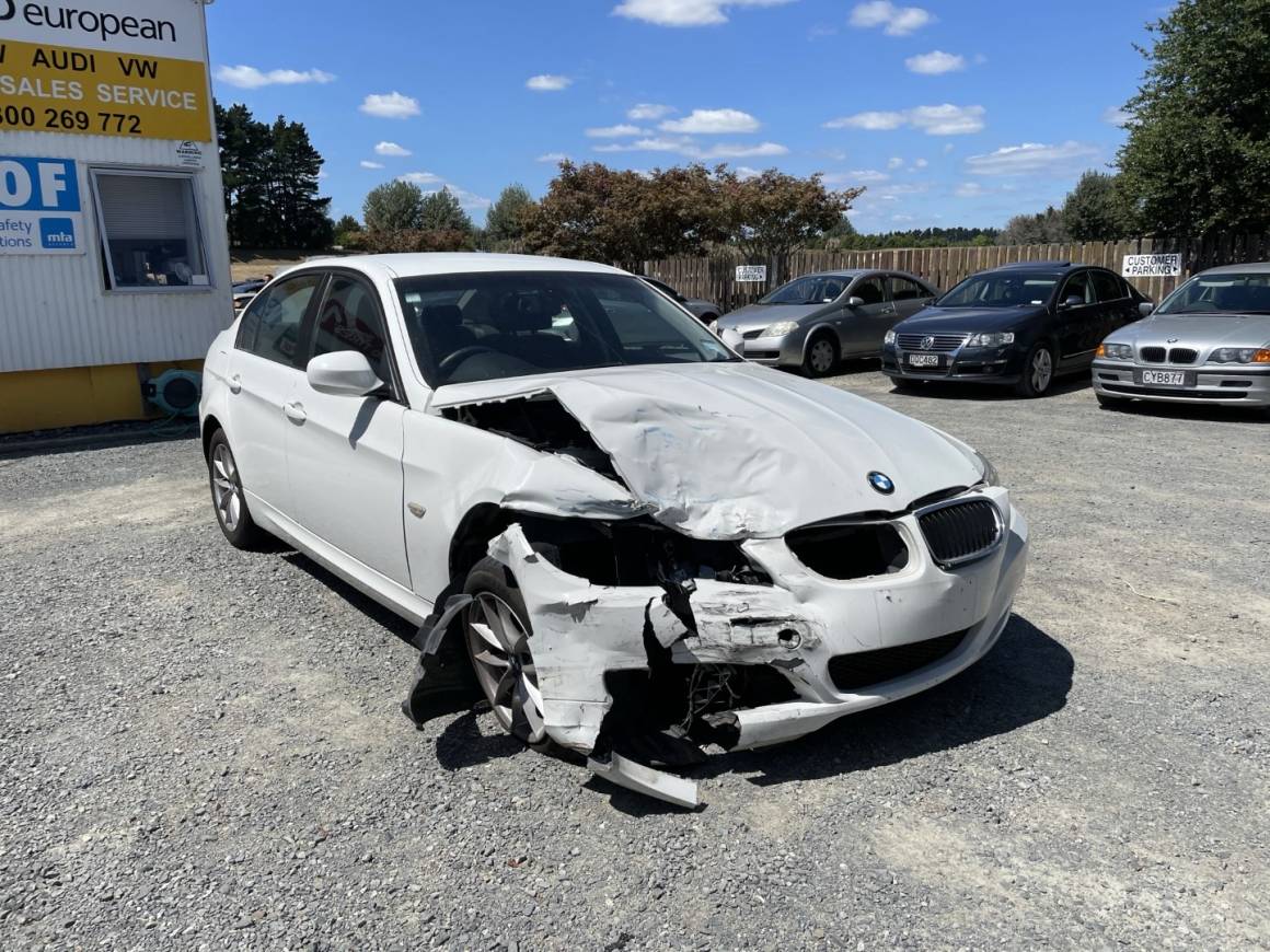 2009 BMW 320i