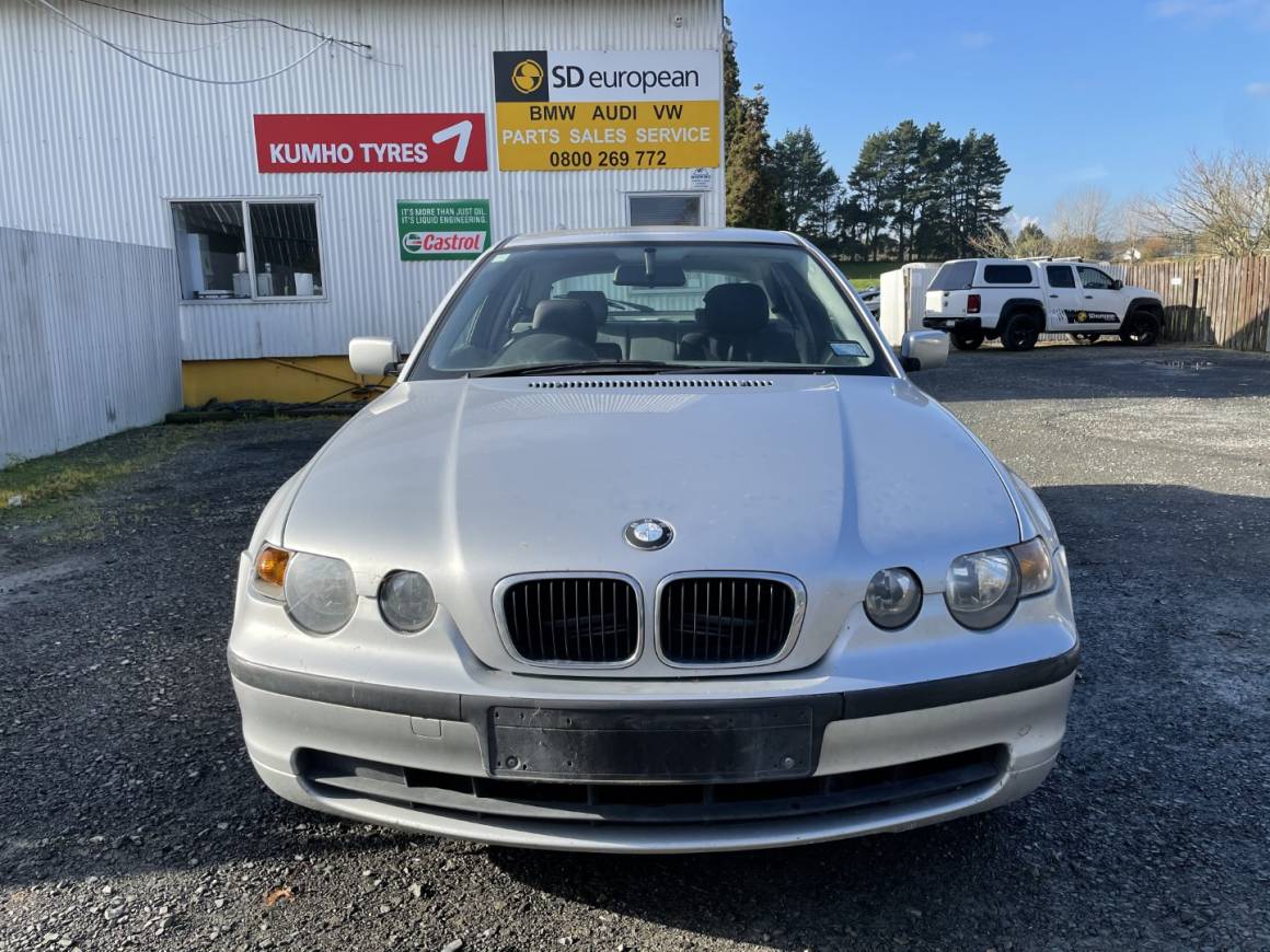 2003 BMW 318ti