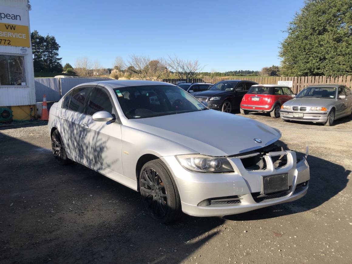 2007 BMW 320i