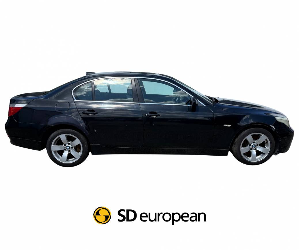 2004 BMW 545i